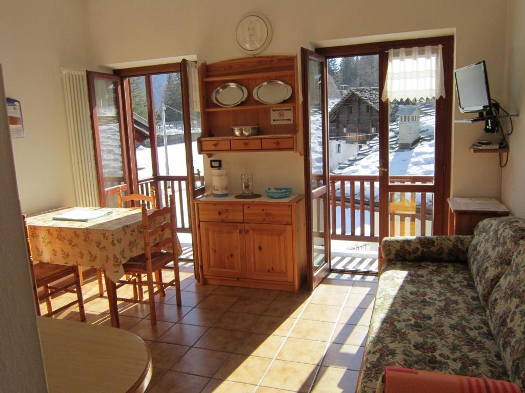 Residence Delapierre Gressoney-Saint-Jean Rum bild